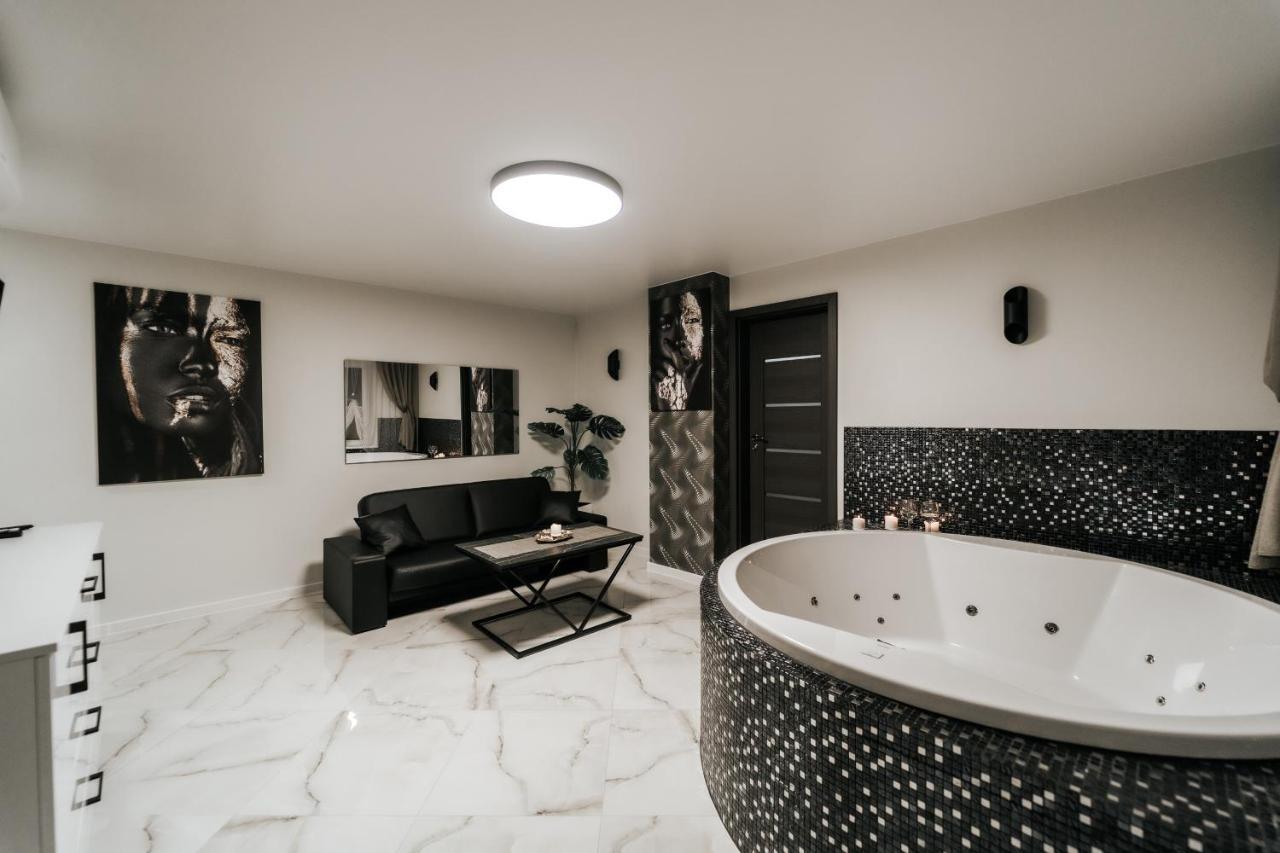 Kiss Apartment Šilutė Buitenkant foto