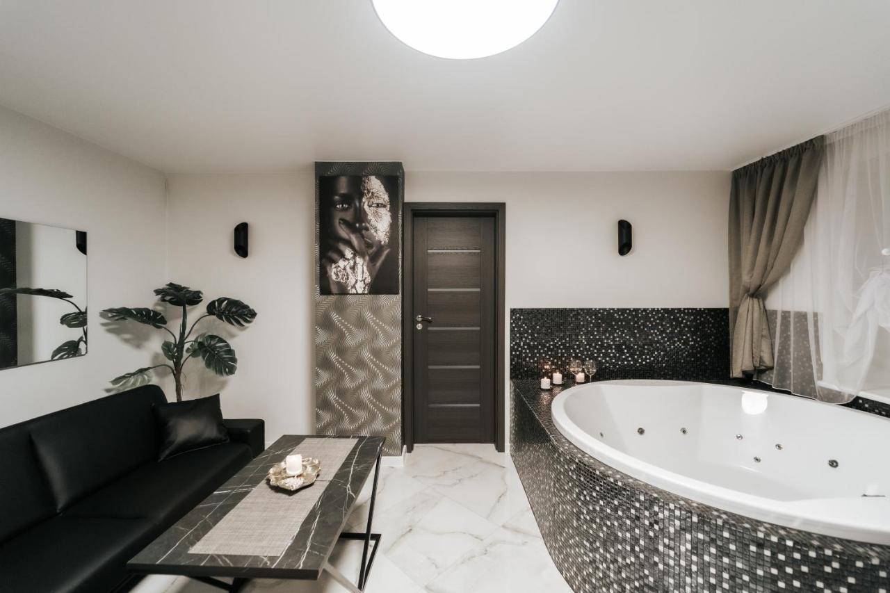 Kiss Apartment Šilutė Buitenkant foto